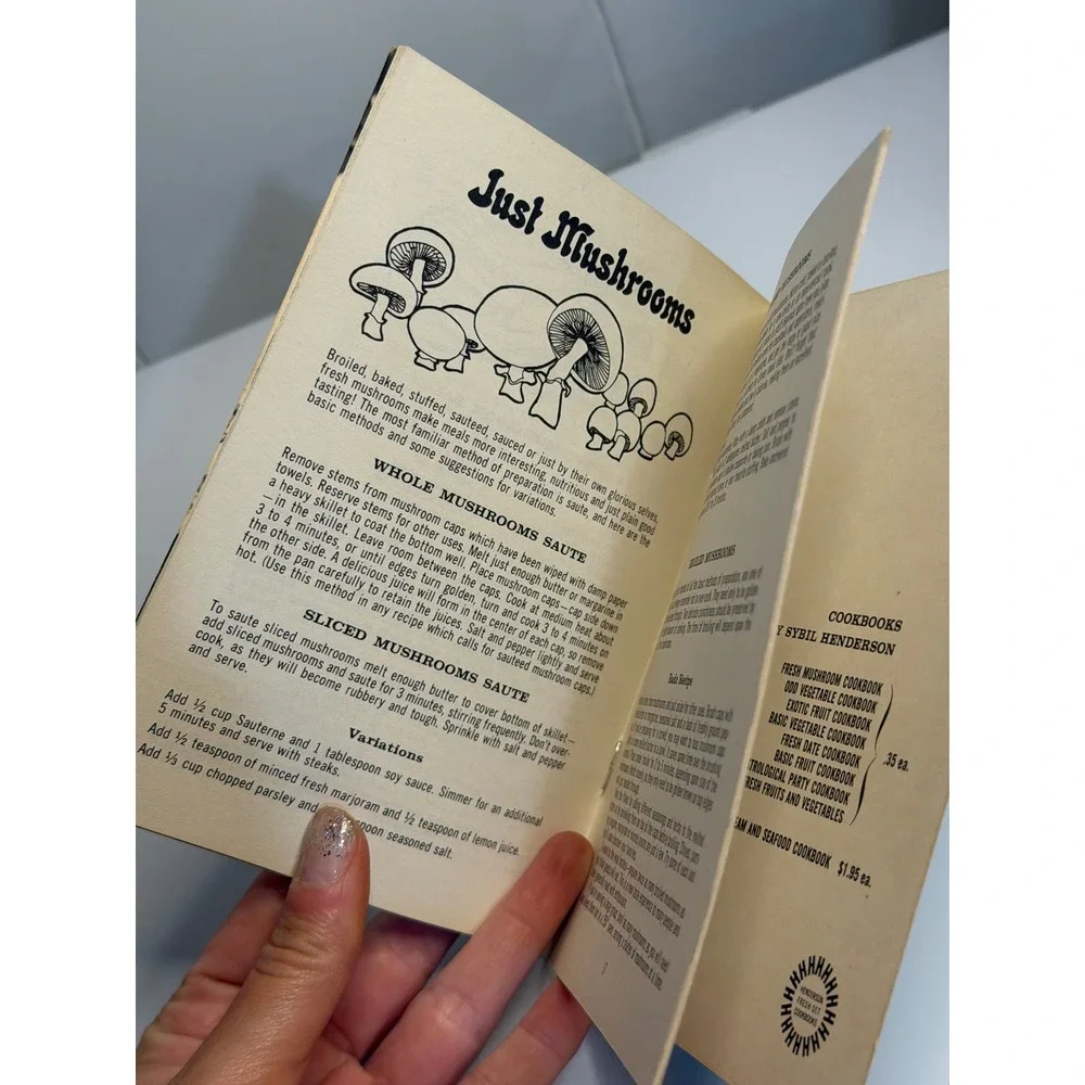 VTG Sybil Henderson Fresh Mushroom Cookbook Blue Retro Recipes Kitchen Pamphlet